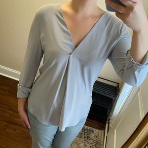 🎉ANN TAYLOR grey v-neck blouse